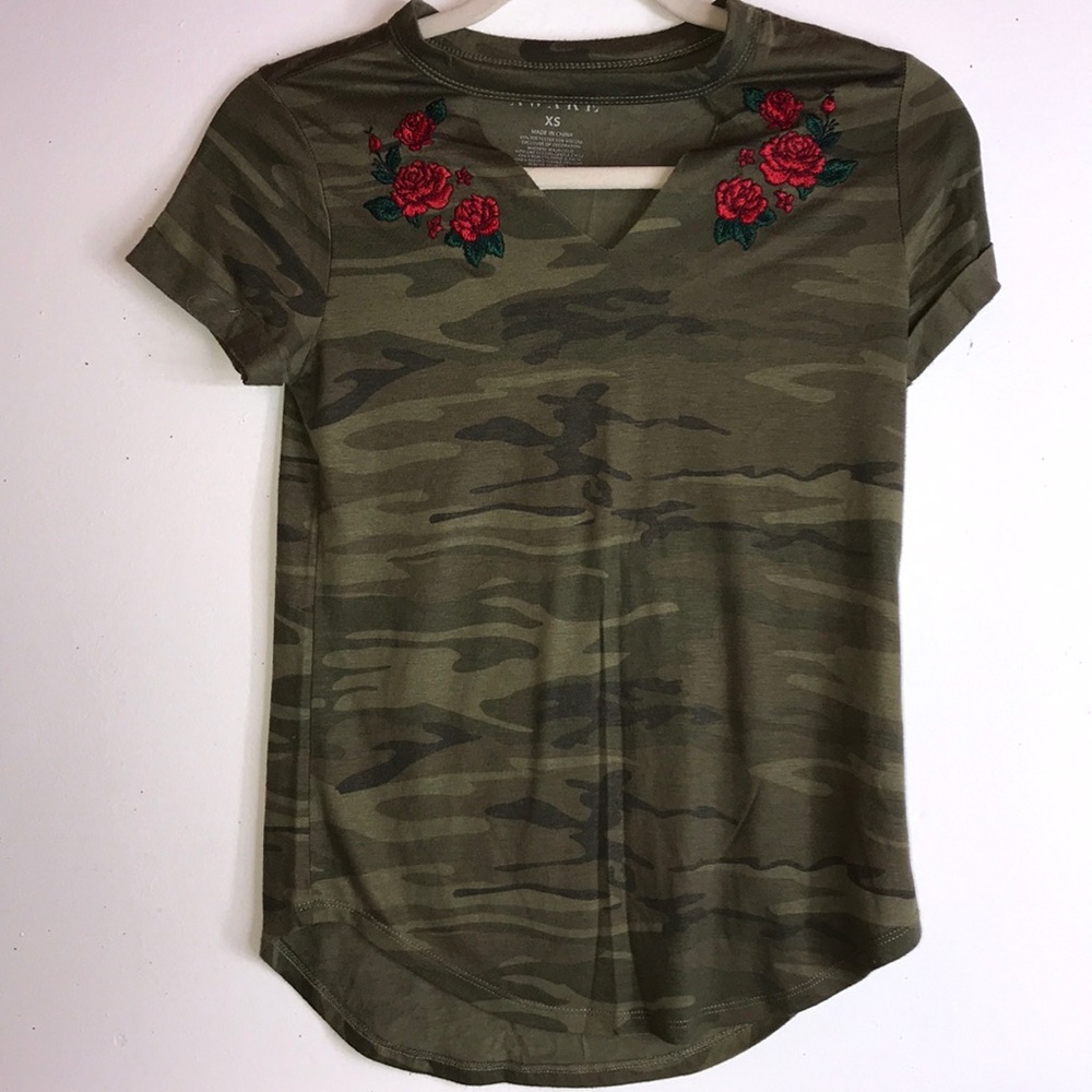 Camo floral top